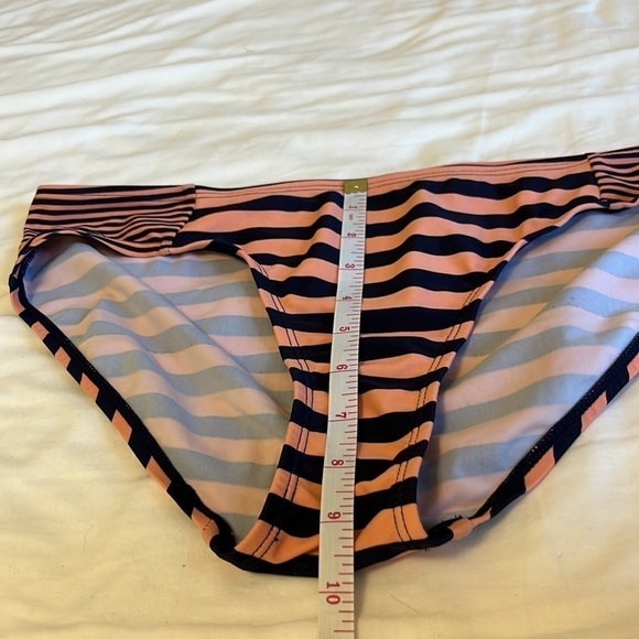 Beach Bump by Motherhood Maternity Tankini Swimsuit Set - Picture 14 of 15